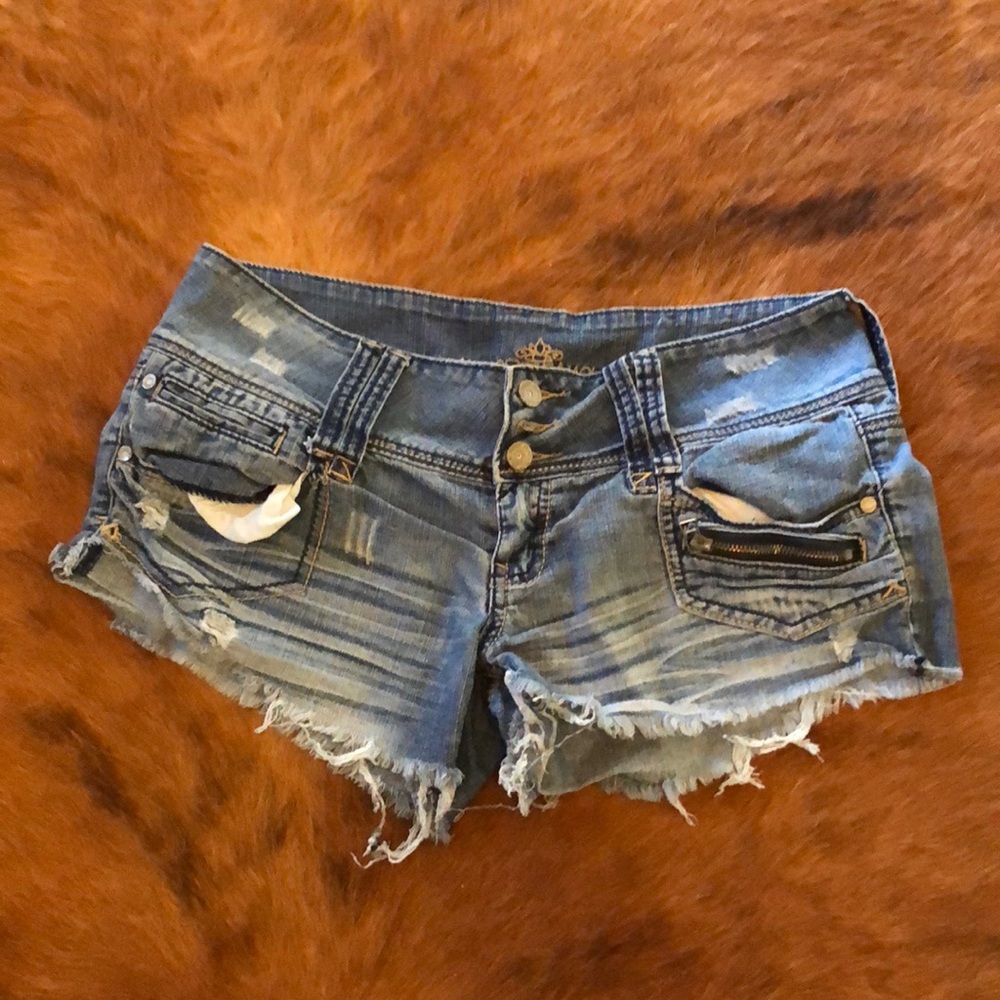 Almost Famous jean shorts